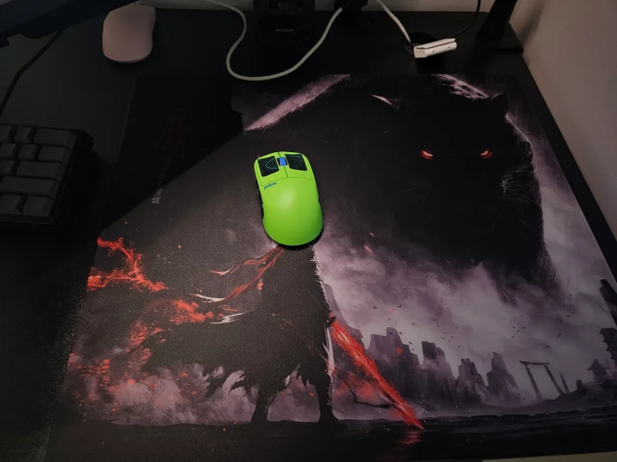 Yuki Aim Yuki Glass Mousepad - Kitsune - L - us.MaxGaming.com