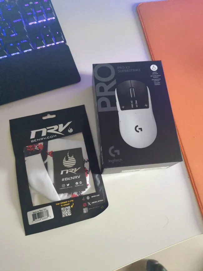 Pulsar ZywOo the Chosen Mouse Medium - White - us.MaxGaming.com