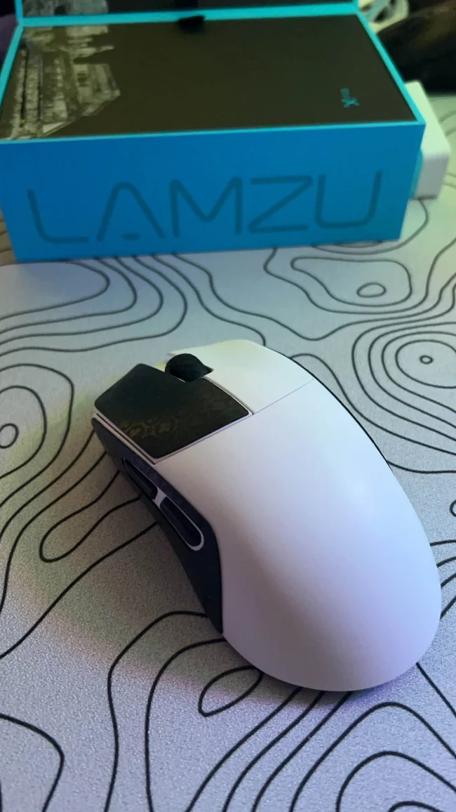 Lamzu MAYA X Wireless Gaming Mouse - White - us.MaxGaming.com