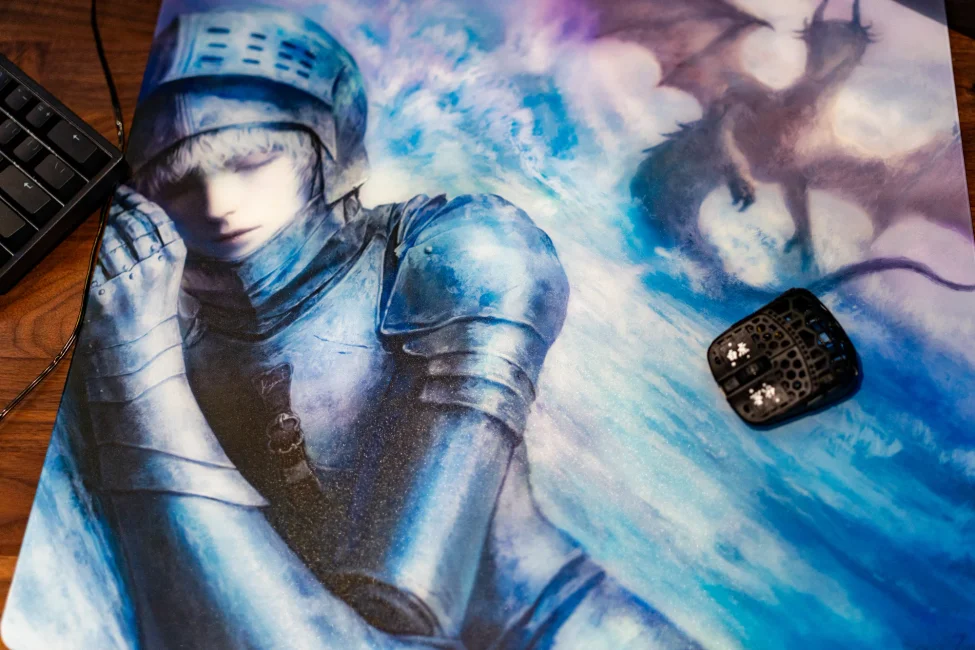 Yuki Aim Oni 2.0 Glass Mousepad Limited - us.MaxGaming.com
