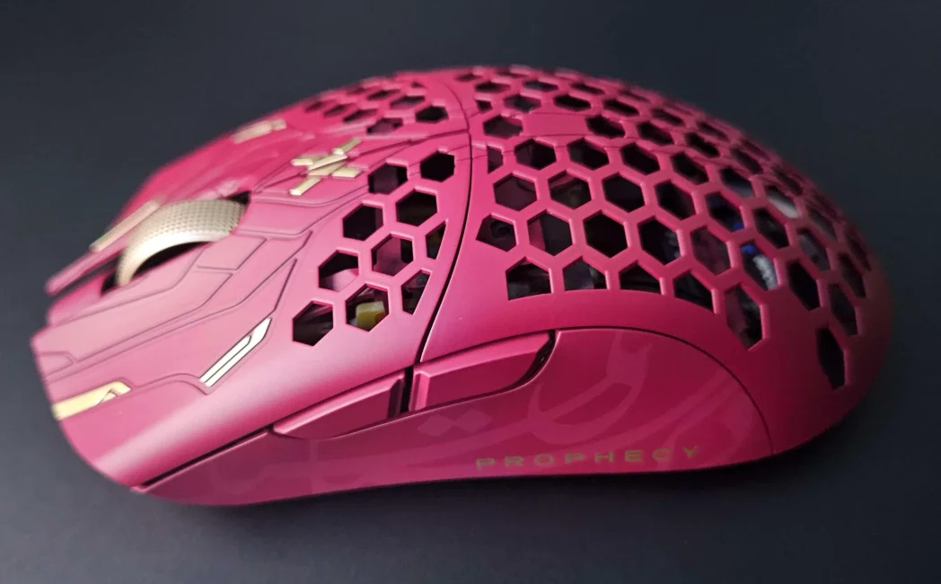Finalmouse ULX Frostlord - Small - MaxGaming.com