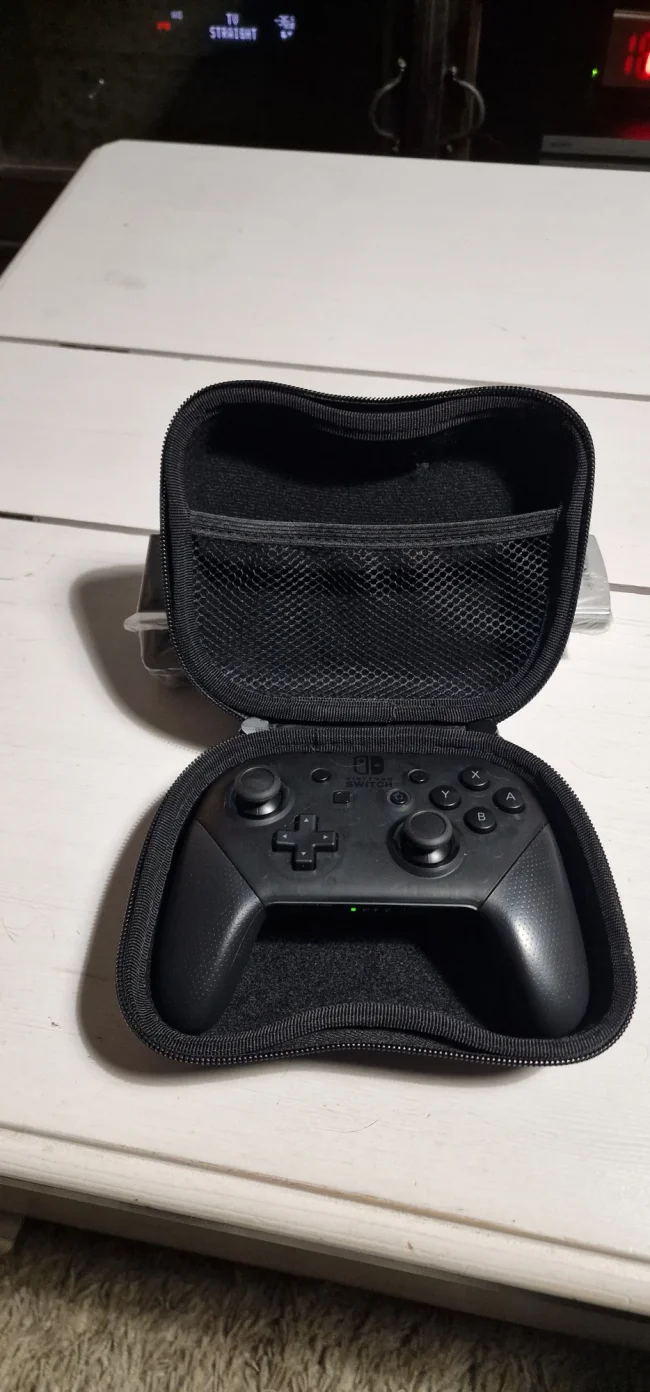 Hori Reversible Storage Pouch for Nintendo Switch 2 - us.MaxGaming.com