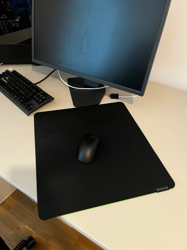 GLSSWRKS Hana Glass Mousepad - Limited Edition - us.MaxGaming.com