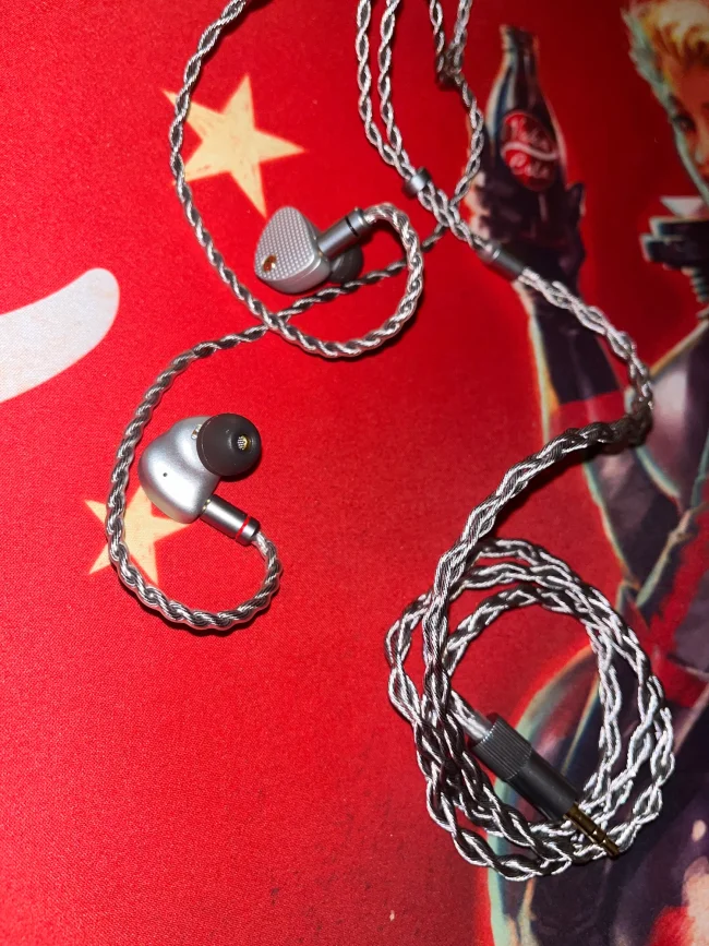 WLMouse Huan IEM Headphones - Black - MaxGaming.com