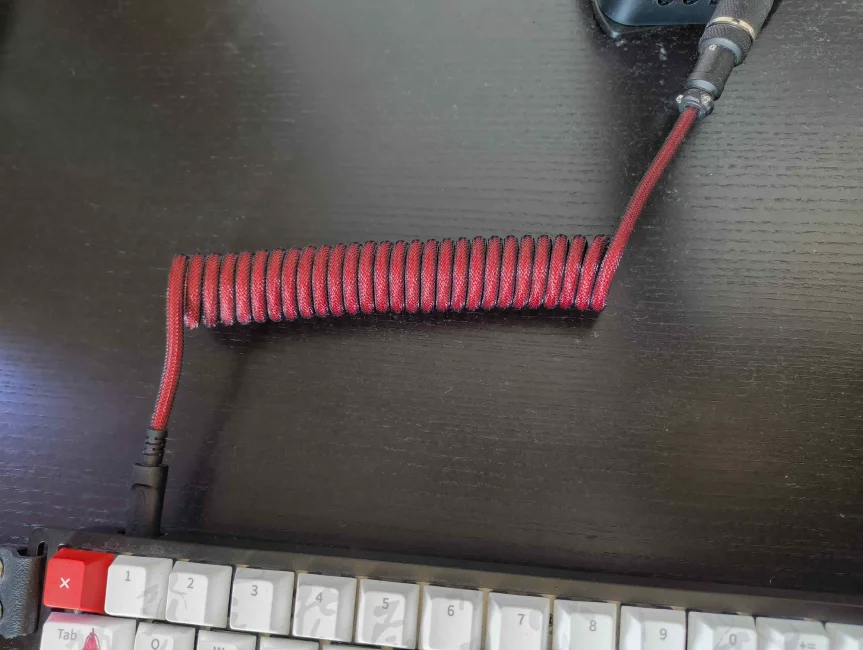 Wooting Detachable USB-C Coiled/Straight Cable Set - Take Control