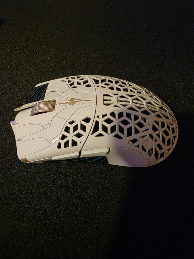 Finalmouse Starlight Pro - TenZ - Wireless Gaming Mouse - Small