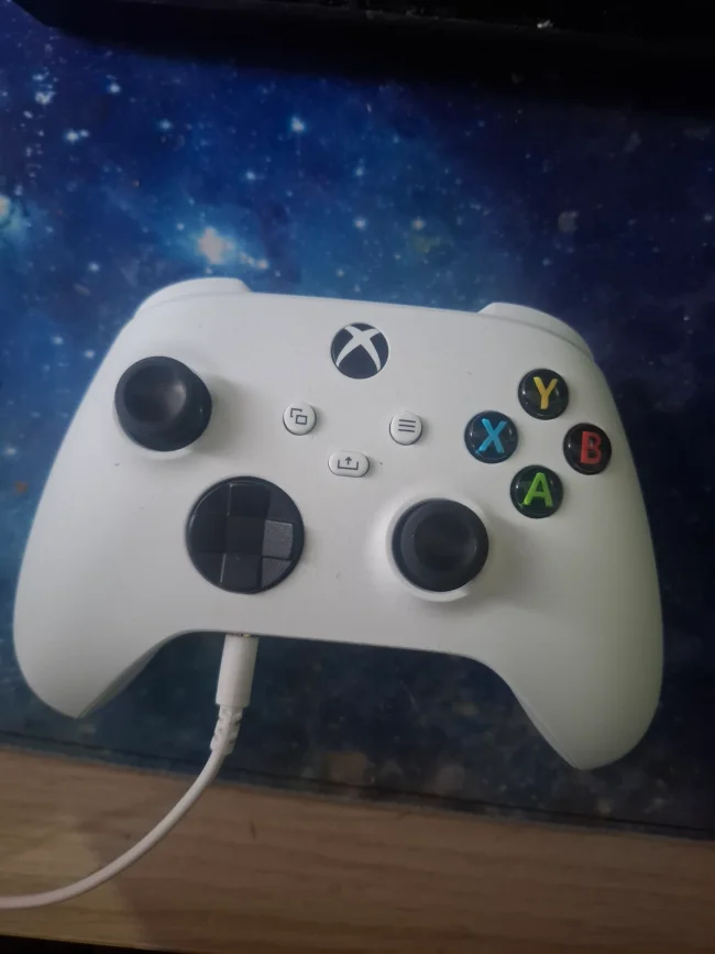 ZD Ultimate Legend Wireless Controller - White - us.MaxGaming.com