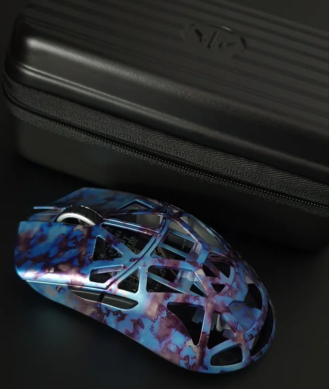 WLMouse Beast X Pro - Milky White [Omron Opticals] - Solid Sides