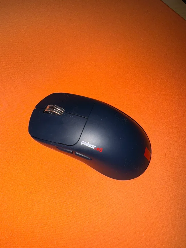 Lamzu Atlantis Mini 8K Wireless Gaming Mouse - Champion Edition