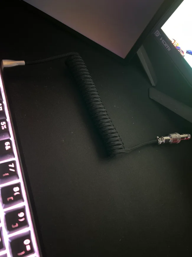 Wooting Detachable USB-C Coiled/Straight Cable Set - Just White