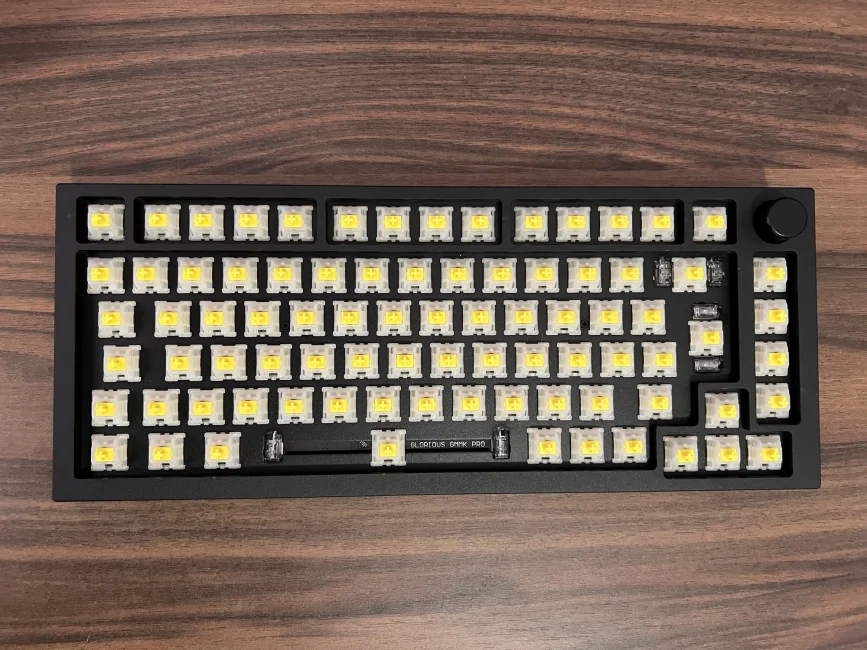 Wuque Studio Zoom65 No Tail Light Edition - Black - us.MaxGaming.com