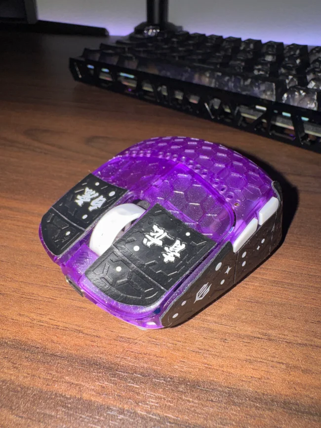 Lamzu Atlantis Mini 8K Wireless Gaming Mouse - Champion Edition