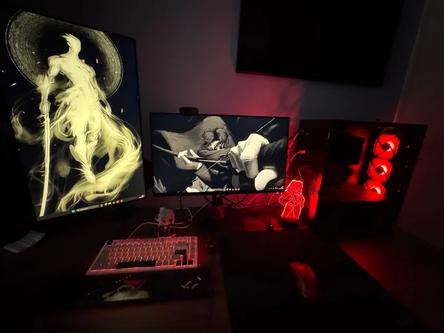 GLSSWRKS Akari, The Queen of Glass Mousepad - Limited Edition - us