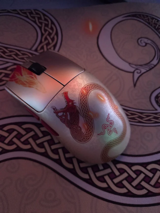 Razer Viper V3 Pro Lightweight Wireless - Counter-Strike 2 Ed